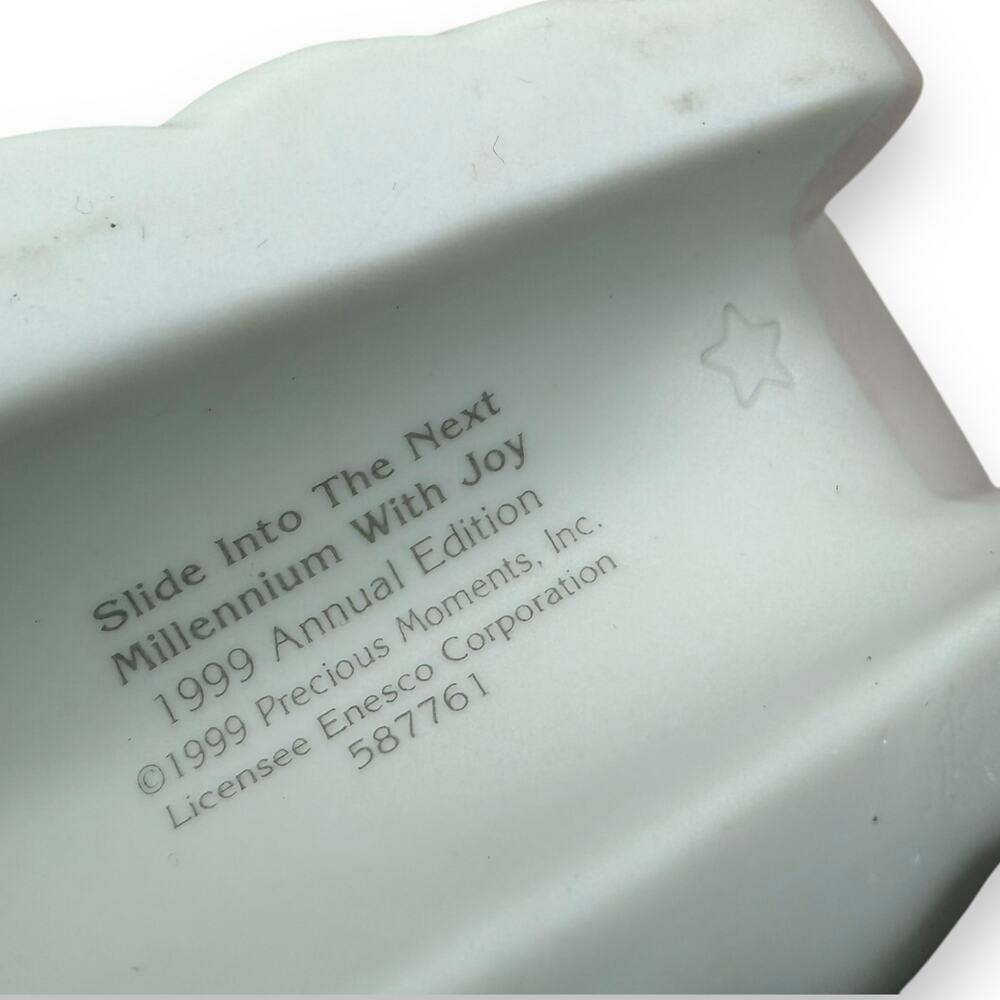 1999 Slide Into The Next Millennium w/Joy PRECIOUS MOMENTS porcelain figurine - Picture 2 of 11